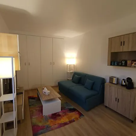 Paris アパート クリシー