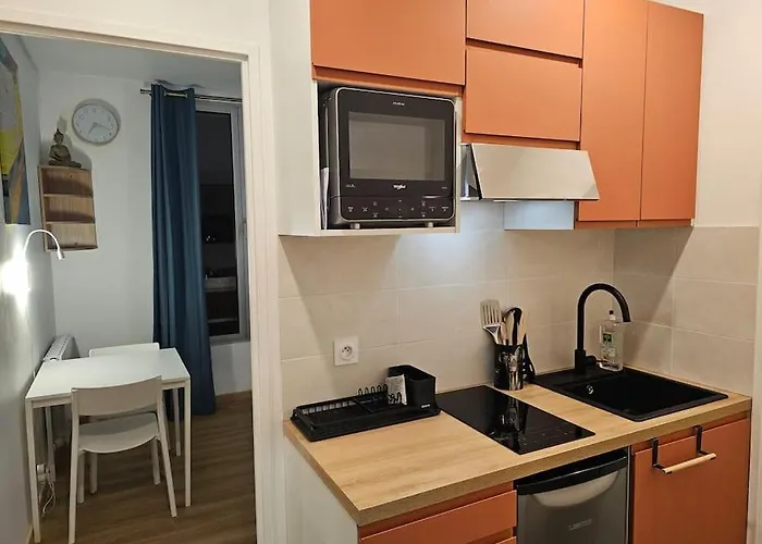 شقة Paris كليشي